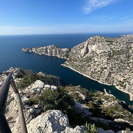 Vue Mer Le Panoramique Vieux-Port De Марсель Экстерьер фото