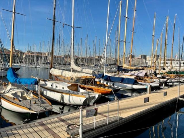 Vue Mer Le Panoramique Vieux-Port De Марсель Экстерьер фото