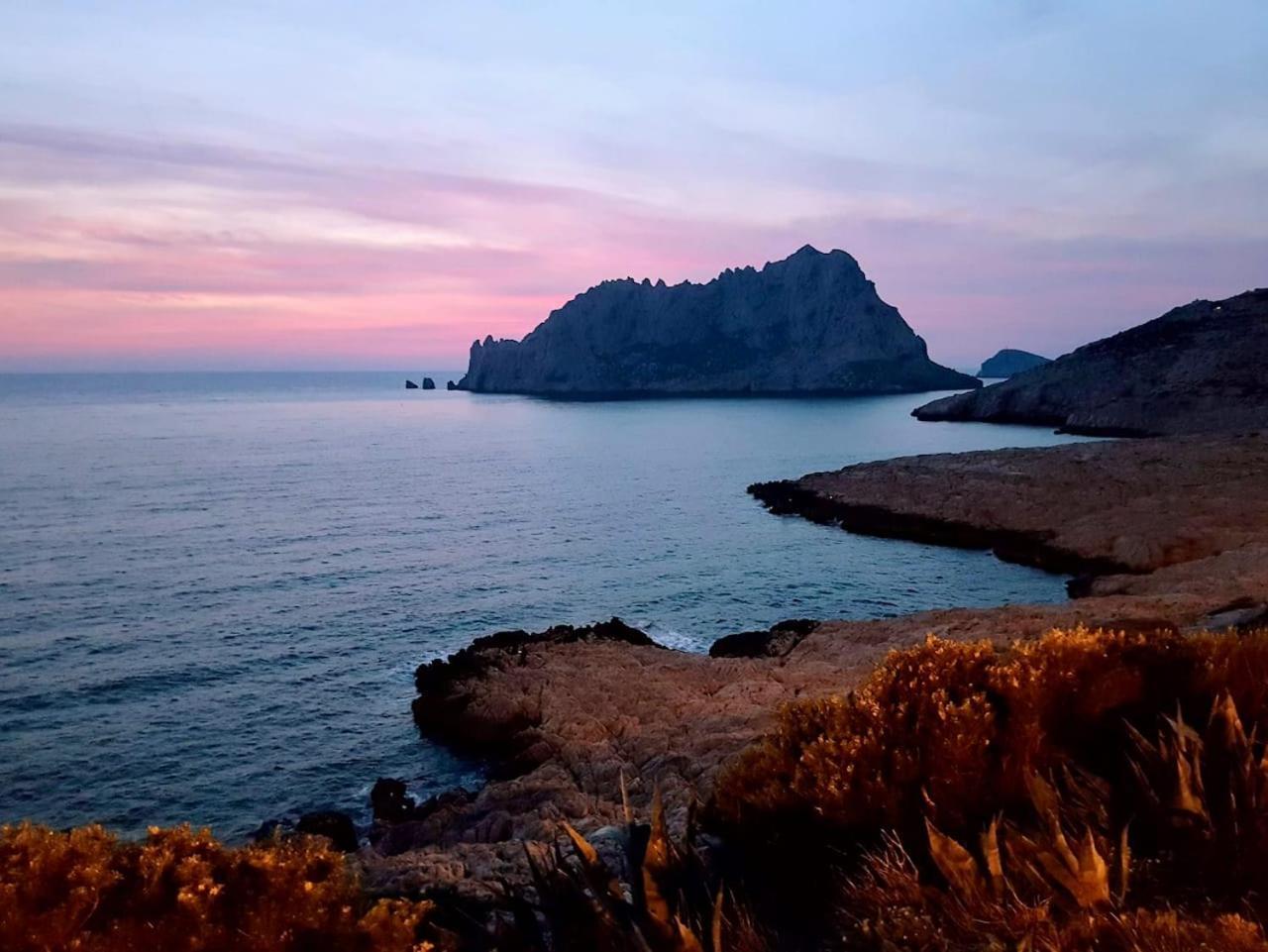 Vue Mer Le Panoramique Vieux-Port De Марсель Экстерьер фото
