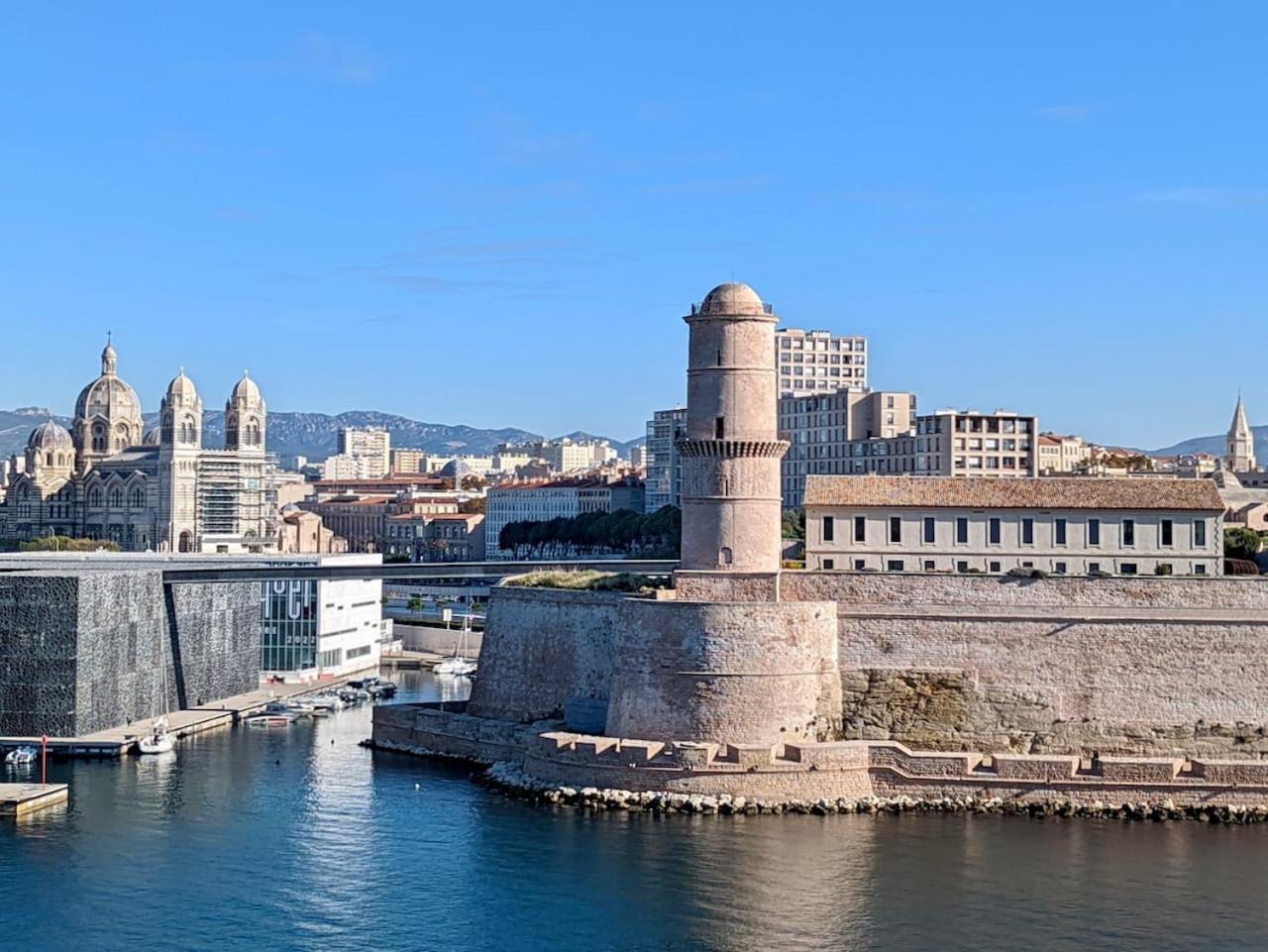 Vue Mer Le Panoramique Vieux-Port De Марсель Экстерьер фото